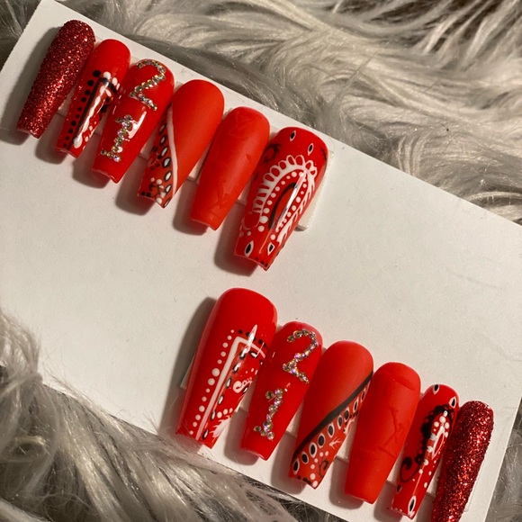 Bandanna Print Press on Nails - Picture 7 of 8